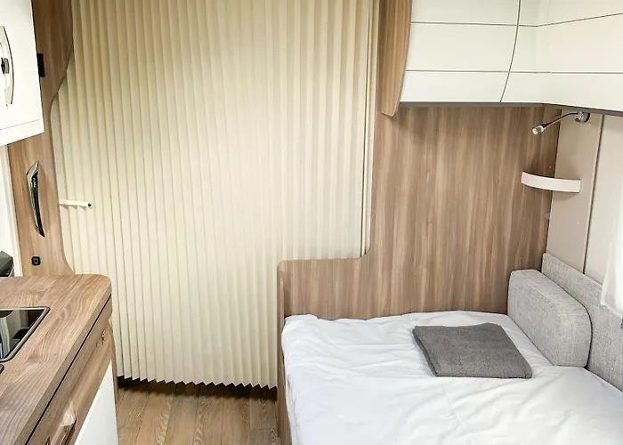 Kemp Naturalnie I Wspaniale Kamienica Krolewska